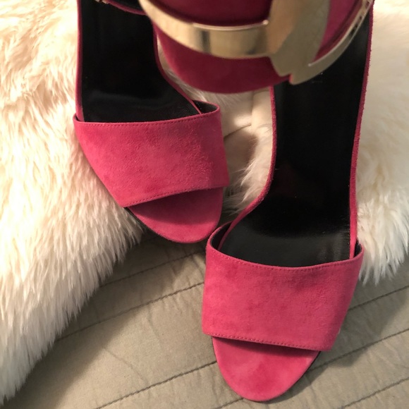 Gucci - Picture 8 of 8